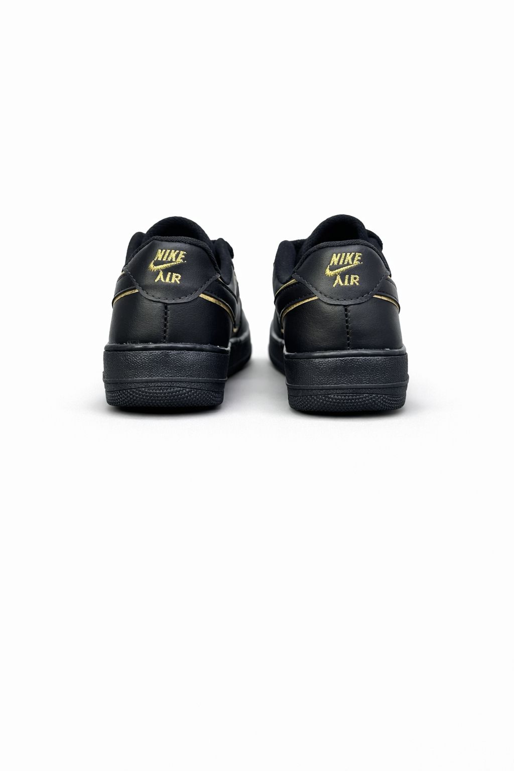 Nike Air Force Preto Ouro Infantil