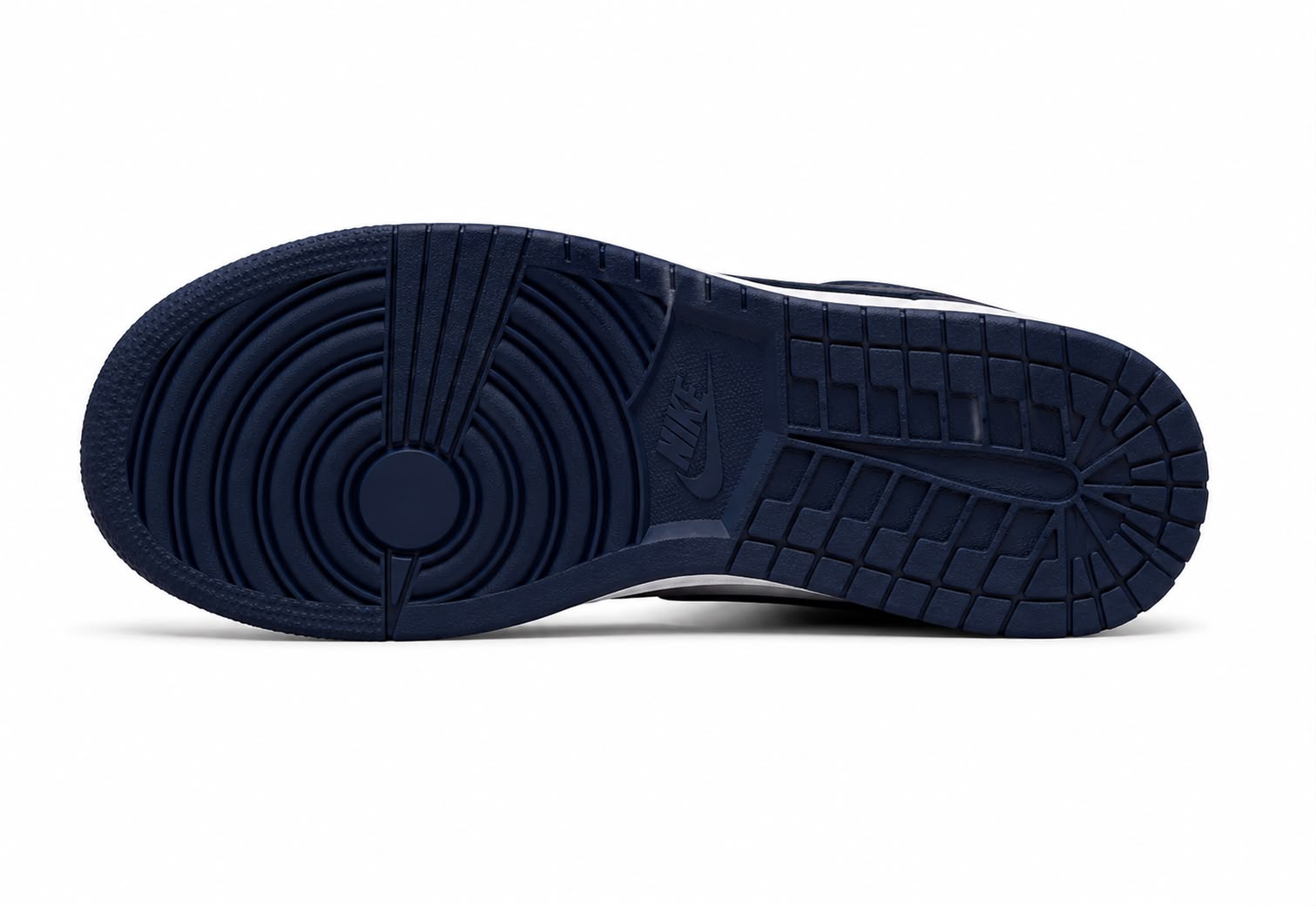 Nike Botinha Azul Marinho e Branco