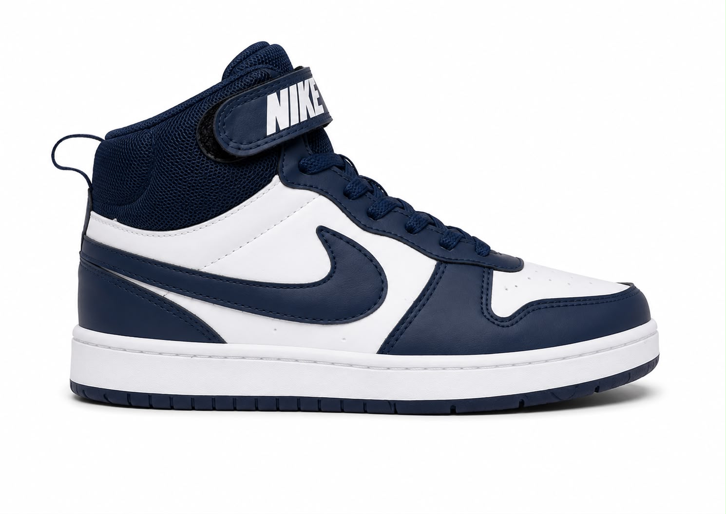 Nike Botinha Azul Marinho e Branco