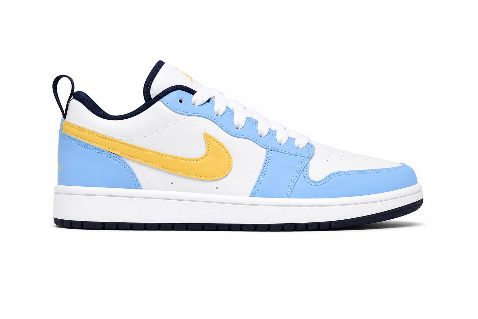 Nike Dunk Borough Branco Azul Bebê e Amarelo