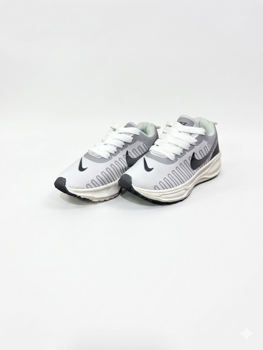 Nike Zoomx Preto e Branco Infantil